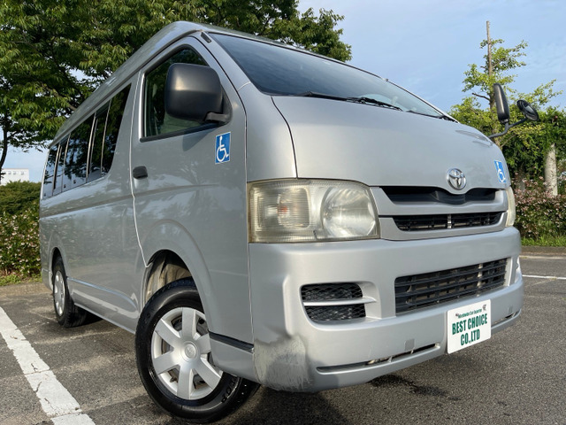 中古車 トヨタ ハイエースバン 3.0 DX ロング ハイルーフ ディーゼル 4WD 車いす移動車 リヤクーラー 車椅子2基 の中古車詳細  (189,865km, シルバー, 新潟県, 108.2万円) | 中古車情報・中古車検索なら【車選びドットコム（車選び.com）】