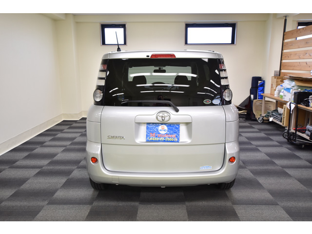 ■シエンタ NCP81G　スライドドアコンピューター【右】2611