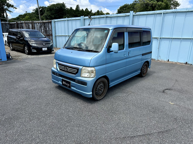 誰でも車がローンで買えます。R9AUTOの自社ローンは他社でローンが通らなかった方でもOK!自社審査で即日回答!金利0%!分割手数料なし!保証人不要!最長84回まで分割OK!