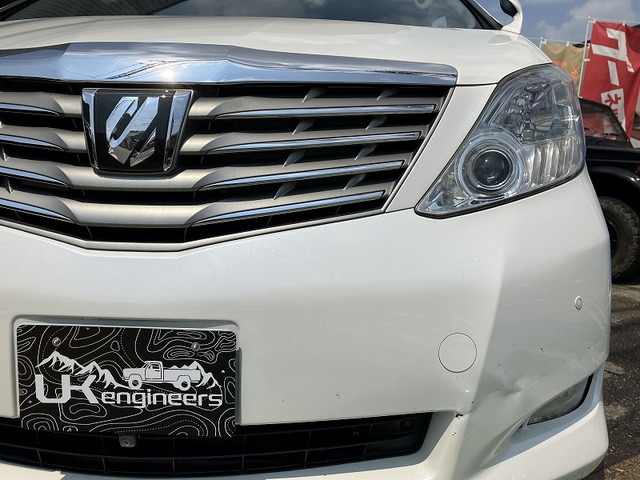中古車 トヨタ アルファード 2.4 240X 8人乗り 両側電動 後席