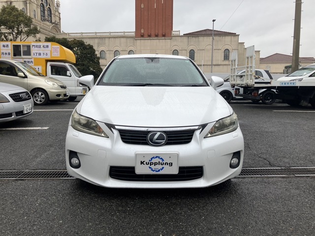 CT 200h バージョン L 200h バージョンL
