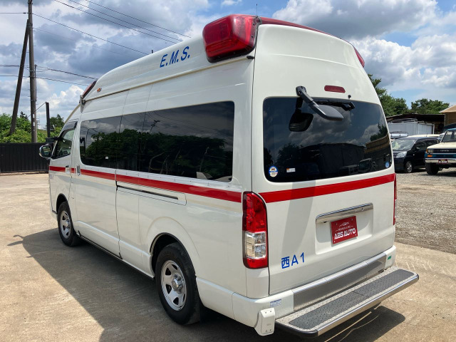 ハイエース／トヨタ救急車 | トヨタ自動車株式会社 公式企業サイト