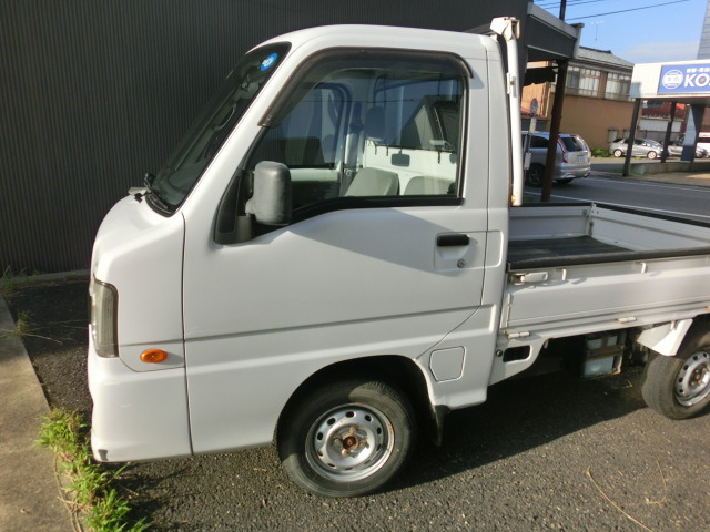 中古車 スバル サンバートラック 4WD A/C P/S 車検2年付き の中古車詳細 (129,700km, ホワイト, 新潟県, 25万円) |  中古車情報・中古車検索なら【車選びドットコム（車選び.com）】