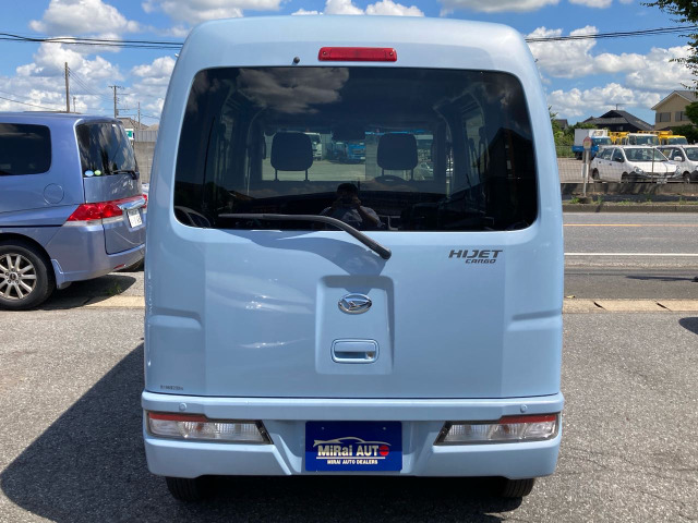 中古車 ダイハツ ハイゼットカーゴ クルーズ ターボ SAIII
