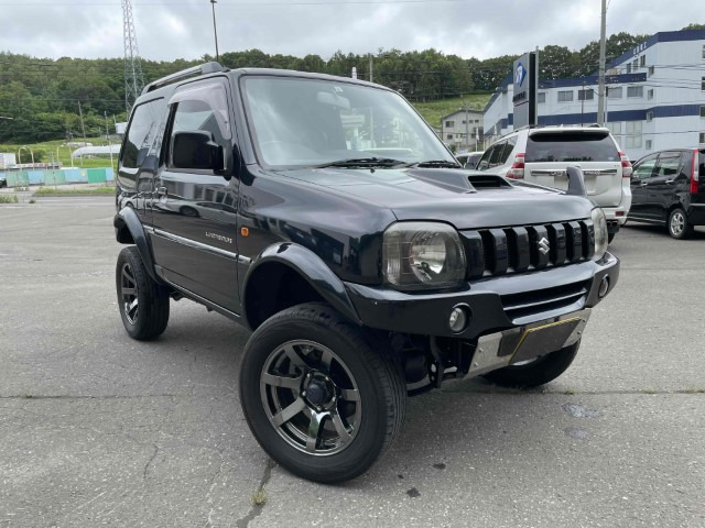 中古車 スズキ ジムニー ランドベンチャー 4WD リフトアップ AT ターボ の中古車詳細 (107,000km, ブラック, 北海道,  120万円) | 中古車情報・中古車検索なら【車選びドットコム（車選び.com）】