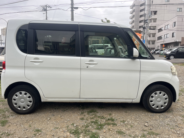 ダイハツ タント H21年 ホワイトパール 中古車 ダイハツ タント ダイハツ タント H21年 ホワイトパール 中古車 ダイハツ タント