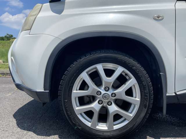 日産 エクストレイル 2.0 20GT ディーゼル 4WD 社外大画面ナビ