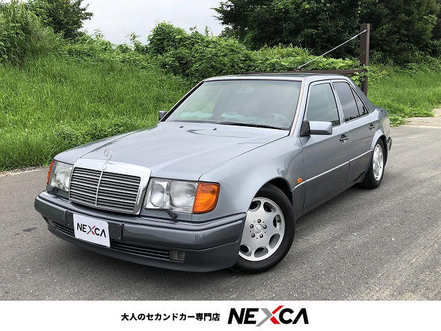 Eクラス E500 革シート、AMGエアロ、サンルーフ