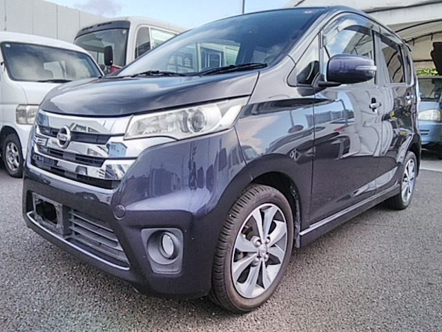 中古車 日産 デイズ ハイウェイスター G インテリキー ナビTV 