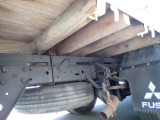 最大積載量:2000kg 車両重量:3470kg 車両総重量:5635kg