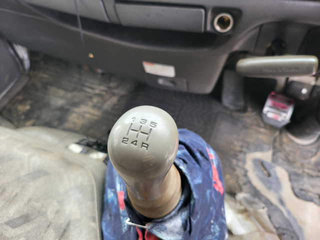 タイタンダッシュ KR-SYF6T ドライバーシート/運転席 RFターボ A2W W612-88-130A05 231923 2025年最新Yahoo!オークション -マツダタイタンシートの中古品・新品