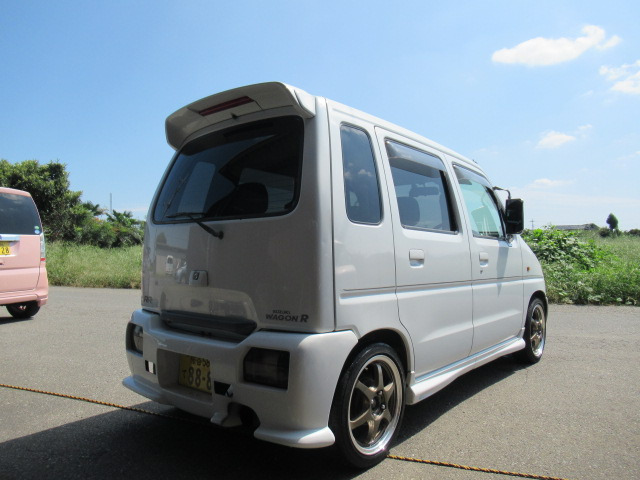 中古車 スズキ ワゴンR RS ターボ!K6Aエンジン! の中古車詳細 (122,947km, ホワイト, 埼玉県, 33万円) |  中古車情報・中古車検索なら【車選びドットコム（車選び.com）】