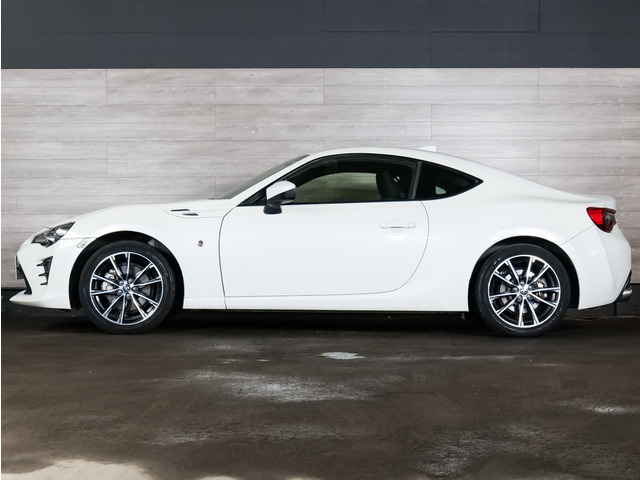 トヨタ 86 2.0 GT 純正ナビ フルセグ バックカメラ ETC の中古車詳細