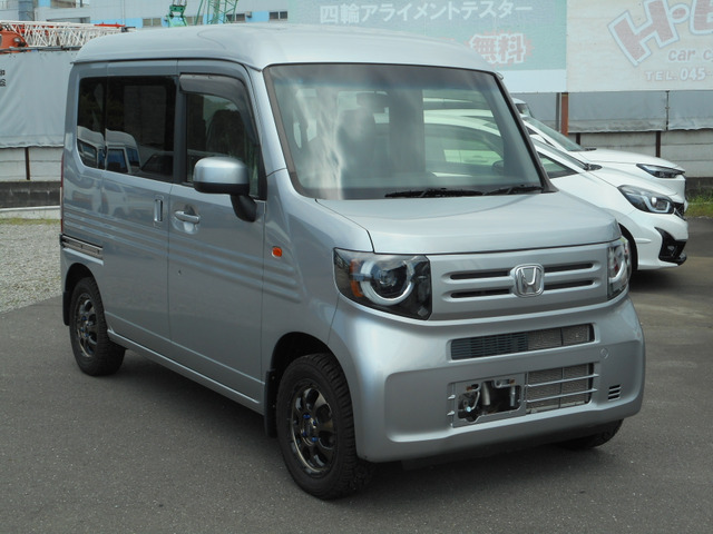 N-VAN  4WD・8インチナビ・LEDヘットライト