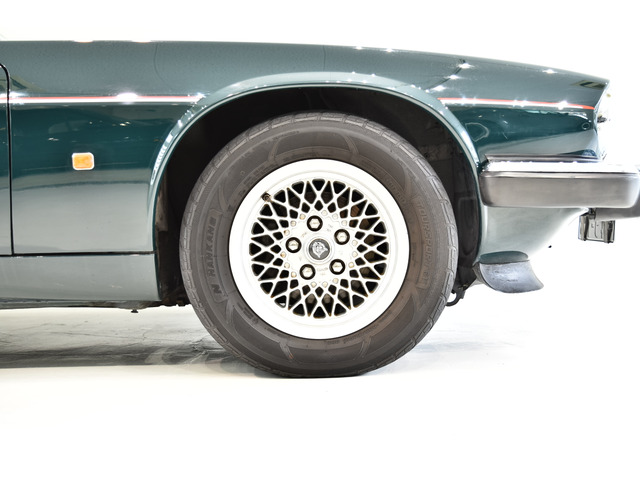 ジャガー XJコンバーチブル XJ-S V12 D車 黒幌 ベージュ革 15AW 右H の