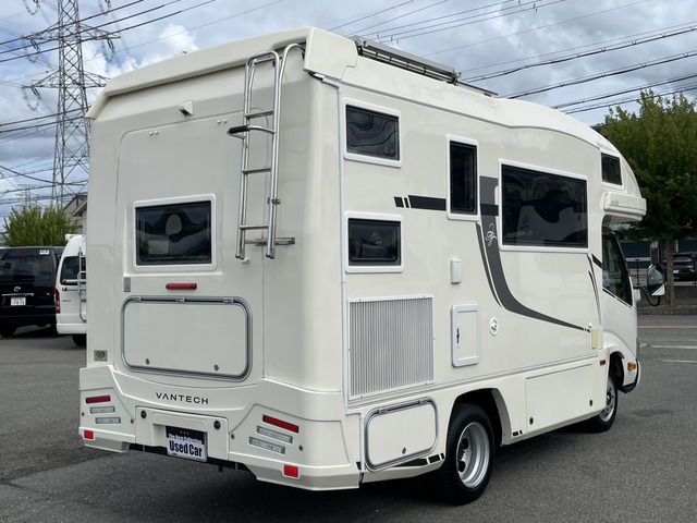 中古車 トヨタ カムロード キャンピング バンテック ジル520 4WD リチウム の中古車詳細 (23,845km, ホワイト, 兵庫県,  1,159.8万円) | 中古車情報・中古車検索なら【車選びドットコム（車選び.com）】