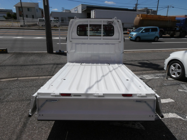 日産 クリッパートラック DX農繁 4WD 届出済未使用車/5MT/キーレス/C