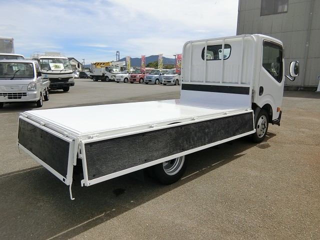 日産 アトラス 3.0 スーパーロー ディーゼル 2t 低床 3方開 D-Turbo の