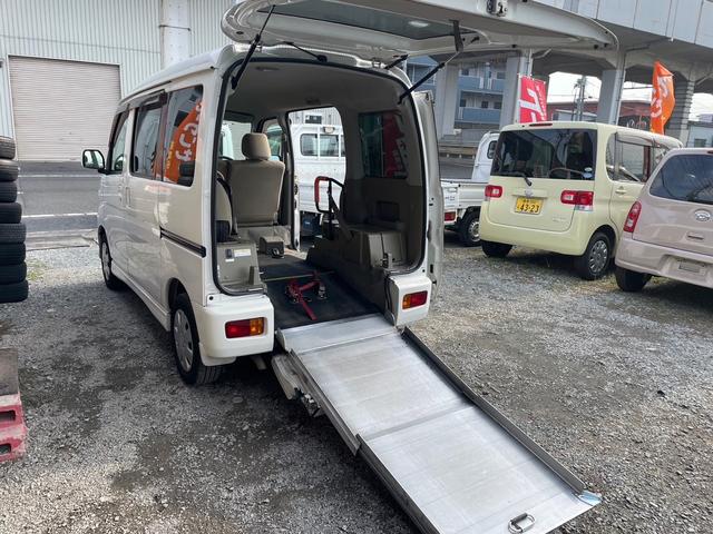 アトレーワゴン スローパー(リヤシートレス仕様) 折り畳み補助シート 補助席付き 福...