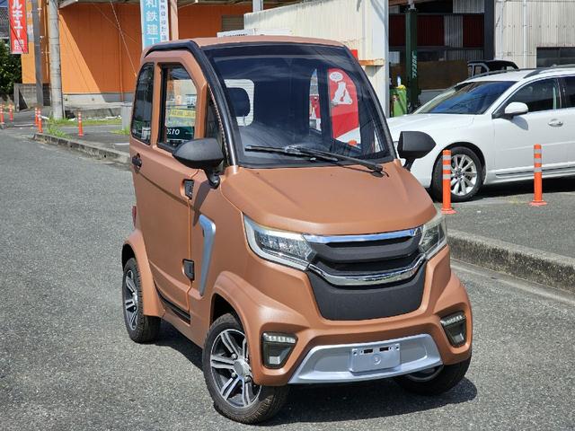 /その他 中国  E-MO 電気自動車 コムス LED