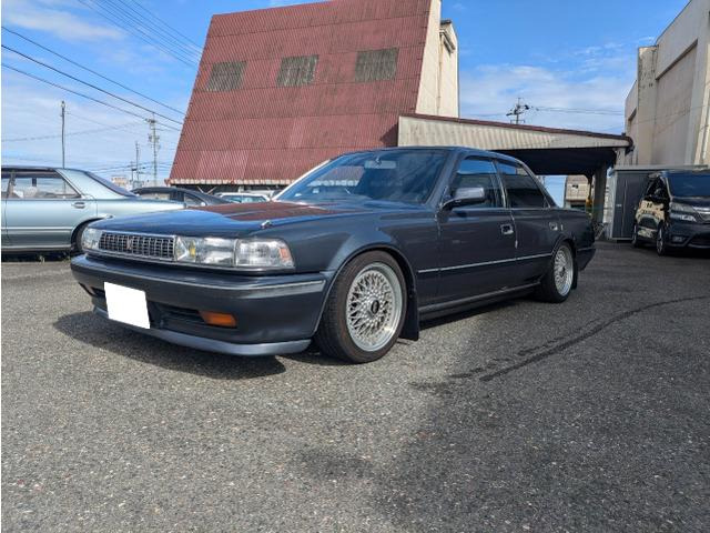 クレスタ  