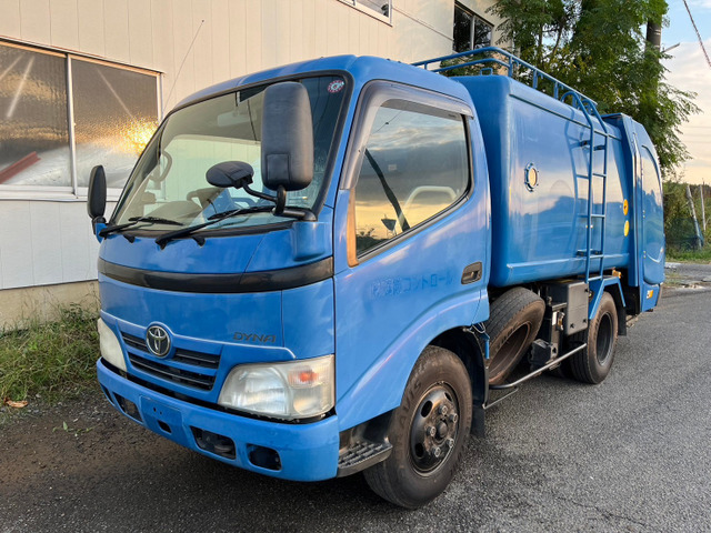 ダイナ 塵芥車 回転式積載2t5.1立米連続スイッチ付き