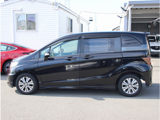 ホンダ フリードスパイク 1.5 G エアロ 車検整備付 7.3Mキロ 両側電動R  