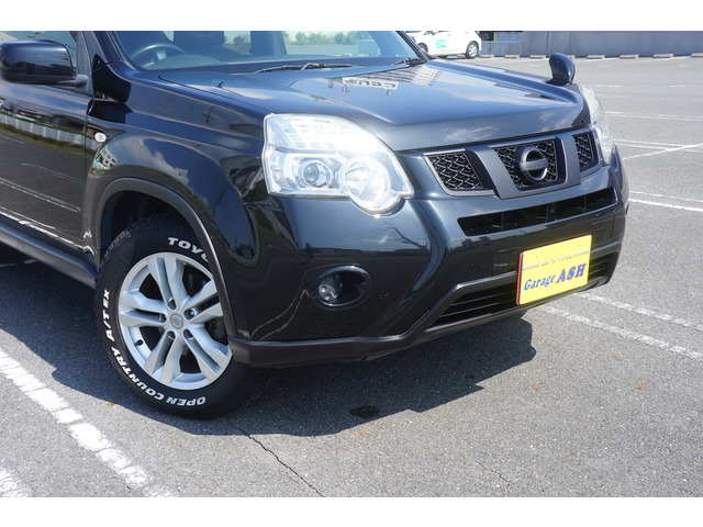 中古車 日産 エクストレイル 2.0 20X 4WD ホワイトレタータイヤ