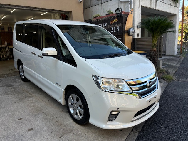 セレナ（日産）の中古車 | 中古車情報・中古車検索なら【車選びドットコム（車選び.com）】