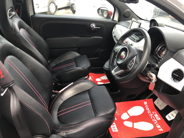中古車 アバルト アバルト595 ツーリズモ レザーシート ボータブルナビ 