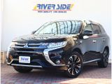 【中古車情報】三菱 アウトランダーPHEV 2.0 G プレミアムパッケージ 4WD 純正ナビ全方位カメラ 衝突軽減ブレーキ の中古車詳細（走行距離：3.8万km、カラー：黒、販売地域：神奈川県相模原市南区若松）