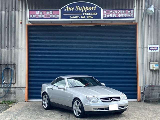 中古車 メルセデス・ベンツ SLKクラス SLK230 コンプレッサー の中古車詳細 (51,000km, シルバー, 福岡県, 90万円) |  中古車情報・中古車検索なら【車選びドットコム（車選び.com）】