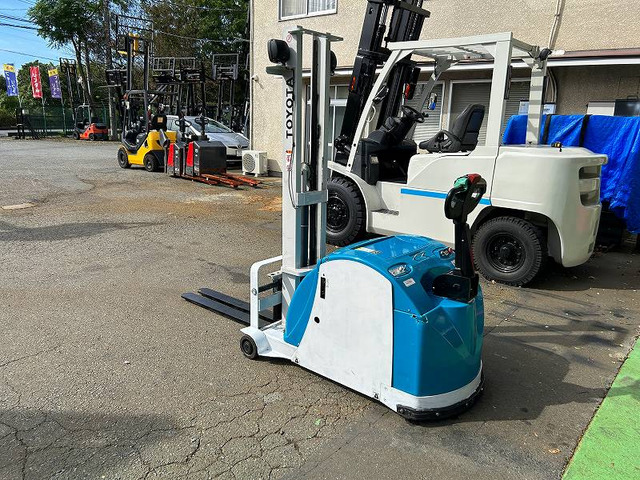 その他 トヨタL&F ウォーキー 1.5m 900キロ ウォーキーリフト の
