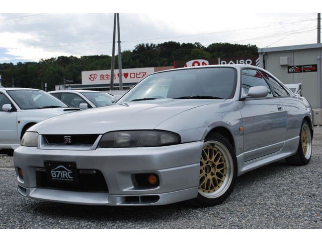 スカイラインGT-R（日産）の中古車 | 中古車情報・中古車検索なら【車選びドットコム（車選び.com）】