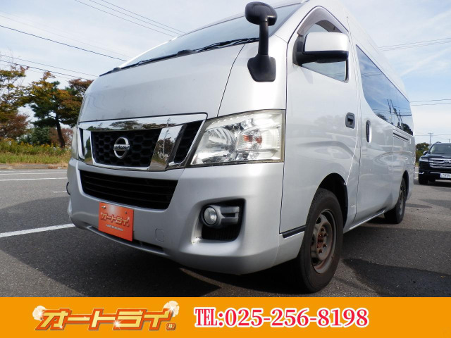 中古車 日産 NV350キャラバン 2.5 DX スーパーロング ハイルーフ ディーゼル 4WD パワーリフターETC の中古車詳細  (175,160km, シルバー, 新潟県, 130万円) | 中古車情報・中古車検索なら【車選びドットコム（車選び.com）】