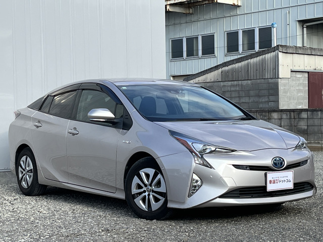 プリウス（トヨタ）の中古車 | 中古車情報・中古車検索なら【車