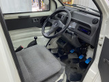【2年保証】 全車に2年保証が標準装備!ロードサービス付帯しております。安心のカーライフは当社でお買い求めください!