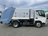 デュトロ 塵芥車 2t積み巻込み式パッカー車4.2立米