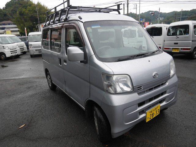 ダイハツ ハイゼットカーゴ 