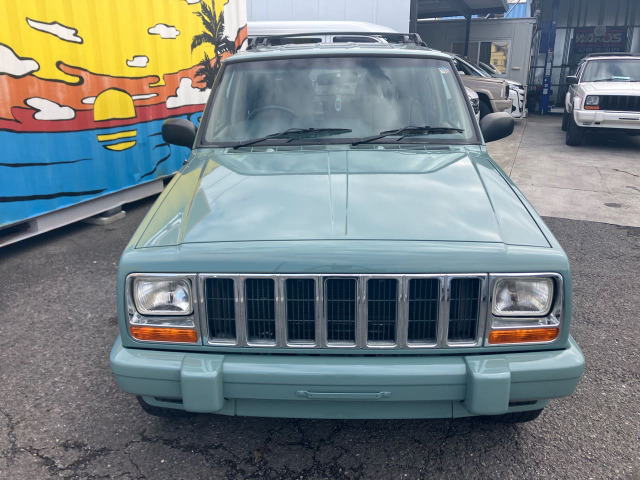 ジープXJチェロキー　リミテッド　グリル　ライトベゼル　レンズ　セット　純正部品 JEEP XJチェロキー YJラングラー 角型2灯ヘッドライト H4バルブ