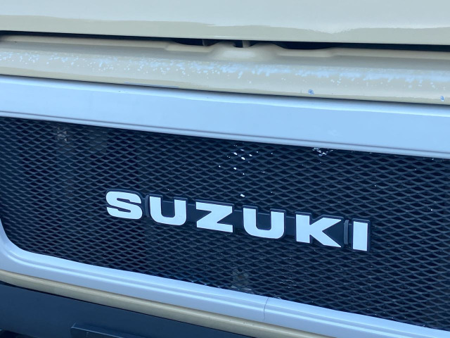 スズキ ジムニー 特別仕様車 ランドベンチャー AT仕様 の中古車詳細