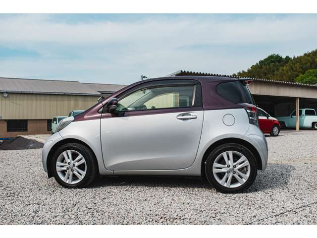 トヨタ iQ 1.3 130G レザーパッケージ フルオプション の中古車