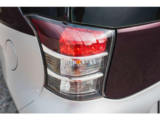 トヨタIQ 1.3 トヨタ iQ 1.3 130G レザーパッケージ フルオプション 138.0万円