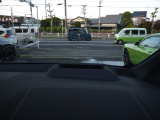 カラーヘッドアップディスプレイ