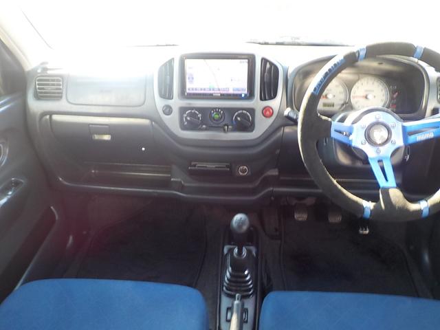 スズキ Kei ワークス 4WD ベースグレード(4名) 4WD 5MT の中古車