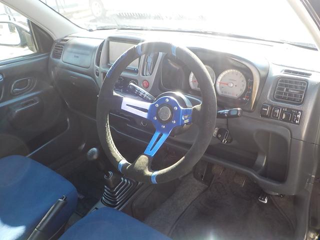 スズキ Kei ワークス 4WD ベースグレード(4名) 4WD 5MT の中古車
