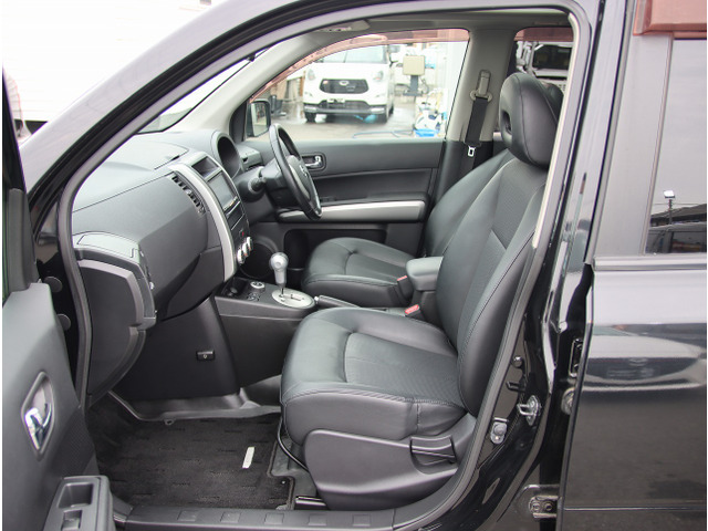 日産 エクストレイル 2.5 25Xtt 4WD 車検整備付 8.7Mキロ