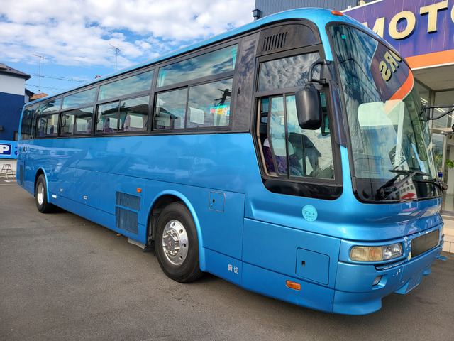 エアロエース  56人乗り 6速MT