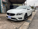 【中古車情報】ボルボ V60 T4 Rデザイン  の中古車詳細（走行距離：8.3万km、カラー：パールホワイト、販売地域：愛知県北名古屋市熊之庄十二社）