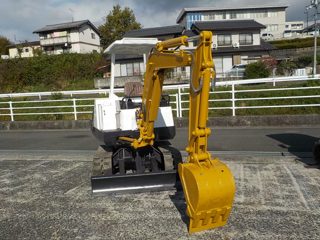 その他 ヤンマー ミニショベル 岡山発○ヤンマー○B22○横旋回 の中古